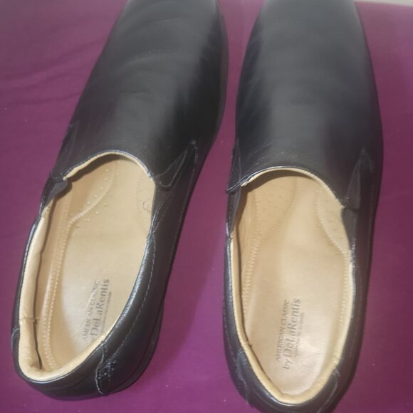 American Classic by DeLaRentis - Picture 11 of 16